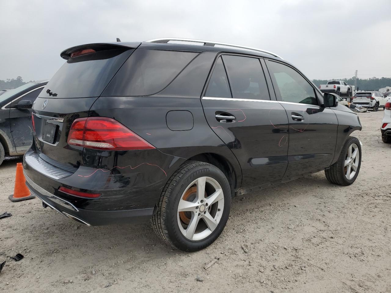 Photo 2 VIN: 4JGDA5JB2GA649391 - MERCEDES-BENZ GLE 