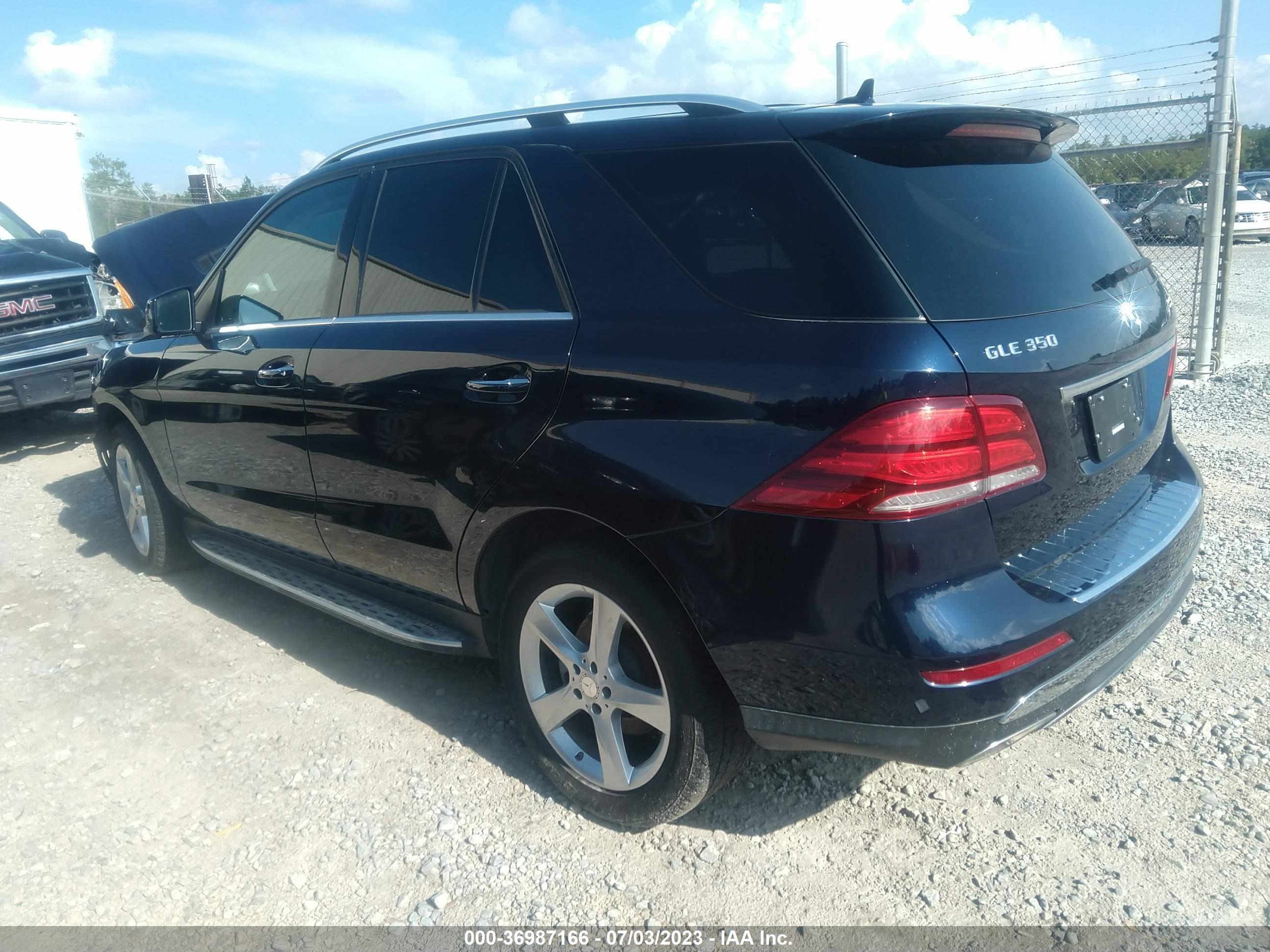 Photo 2 VIN: 4JGDA5JB3GA754750 - MERCEDES-BENZ GLE 