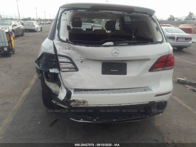 Photo 5 VIN: 4JGDA5JB3GA787988 - MERCEDES-BENZ GLE 