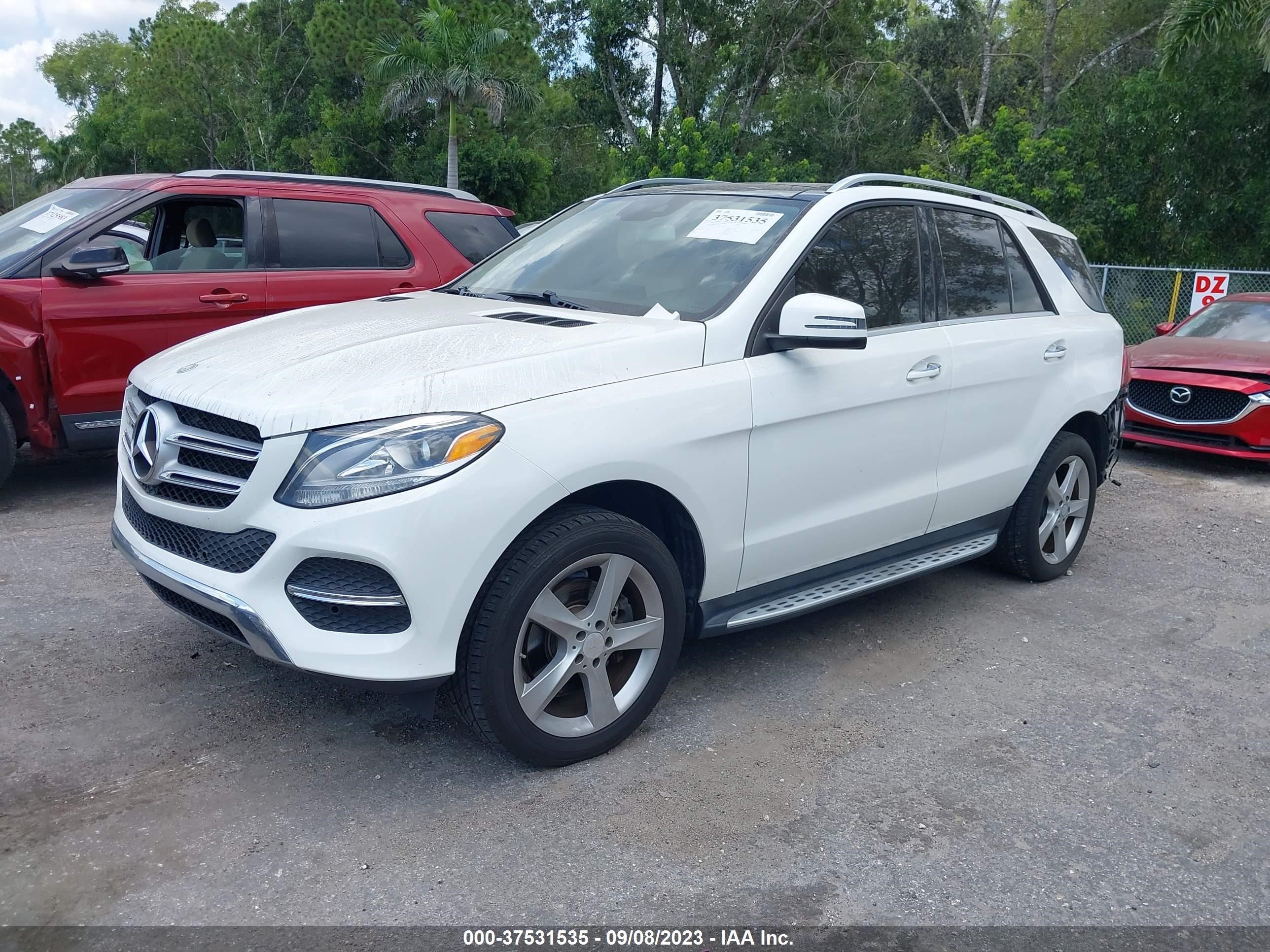 Photo 1 VIN: 4JGDA5JB6GA720026 - MERCEDES-BENZ GLE 