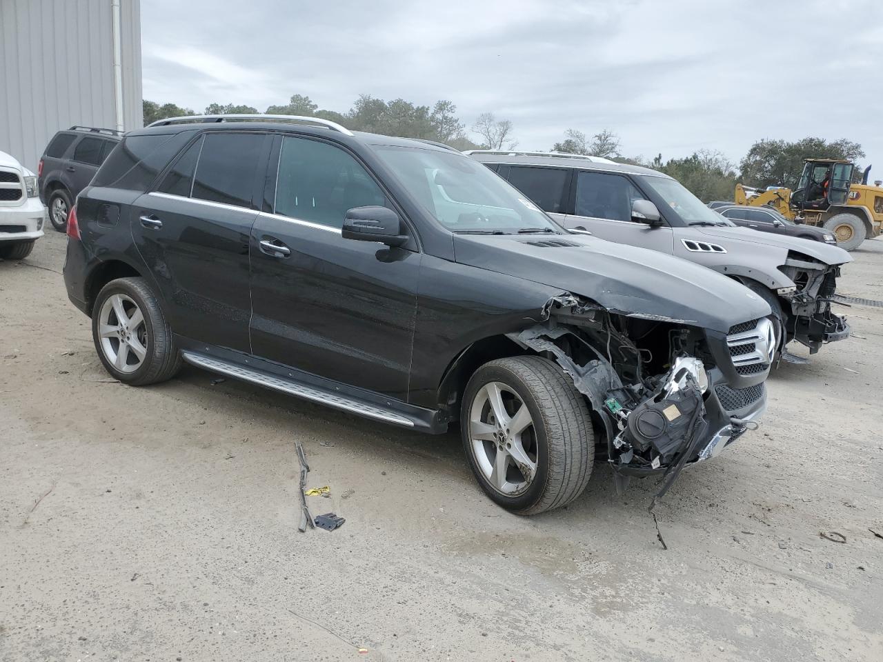 Photo 3 VIN: 4JGDA5JB6JB016524 - MERCEDES-BENZ GLE 