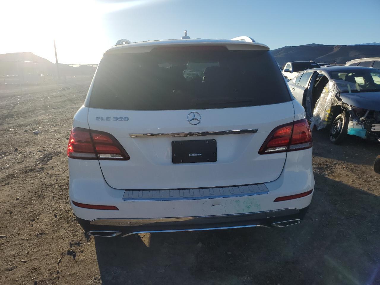 Photo 5 VIN: 4JGDA5JB7HA961644 - MERCEDES-BENZ GLE 