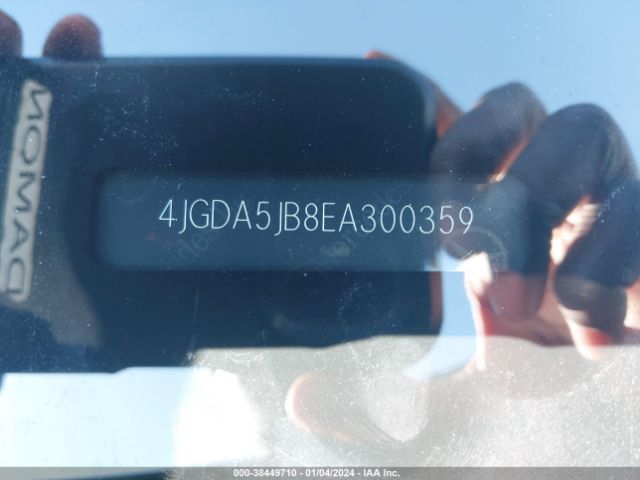 Photo 8 VIN: 4JGDA5JB8EA300359 - MERCEDES-BENZ ML 350 