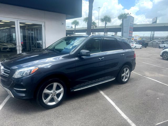 Photo 1 VIN: 4JGDA5JB8GA638279 - MERCEDES-BENZ GLE 