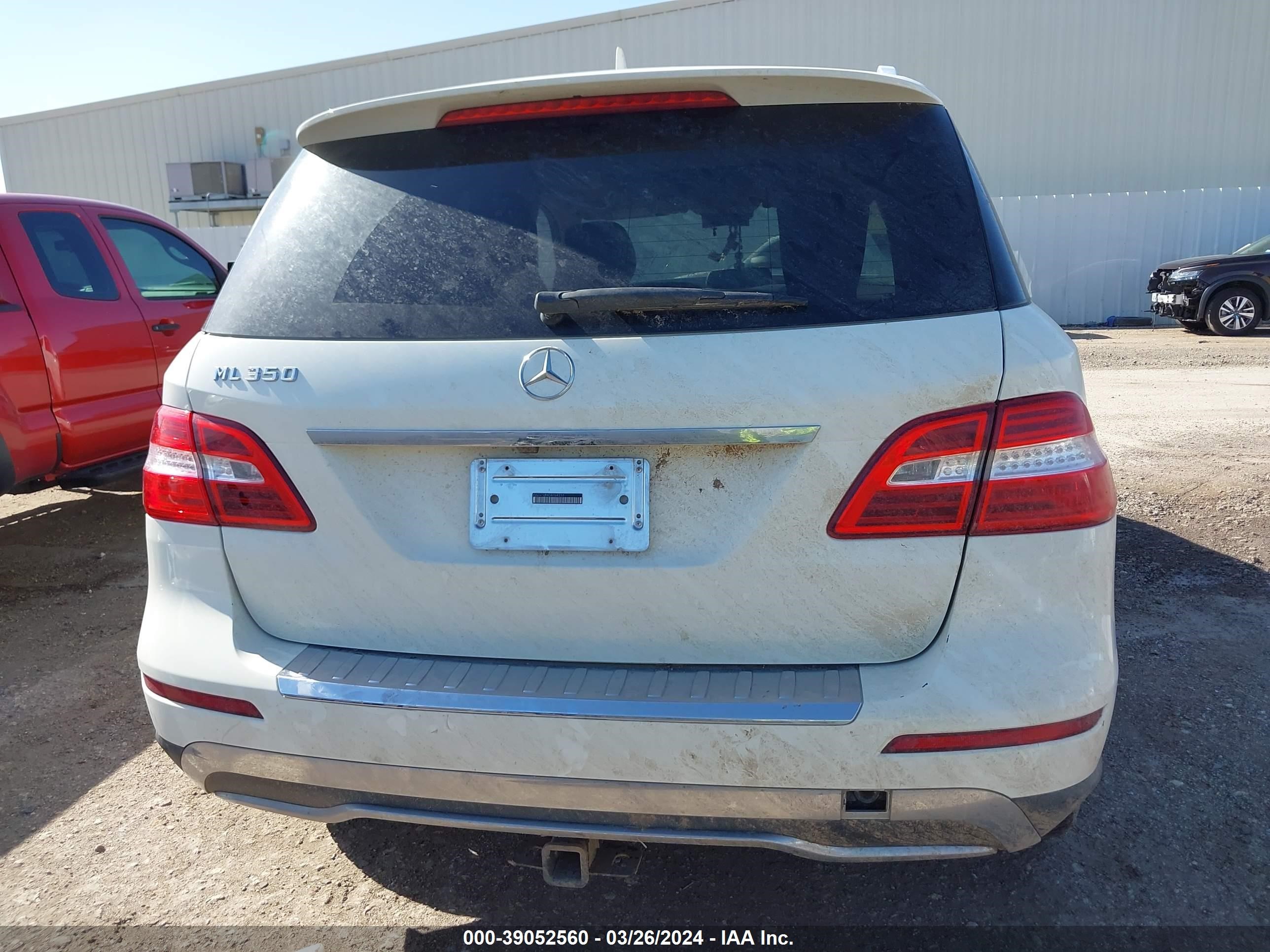 Photo 14 VIN: 4JGDA5JBXDA164217 - MERCEDES-BENZ NULL 