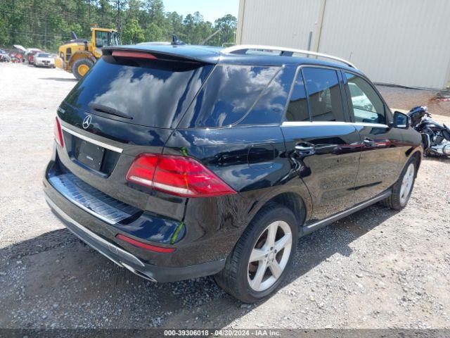 Photo 3 VIN: 4JGDA5JBXHA853129 - MERCEDES-BENZ GLE 350 