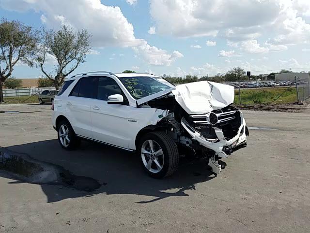 Photo 10 VIN: 4JGDA5JBXJB034444 - MERCEDES-BENZ GLE 350 