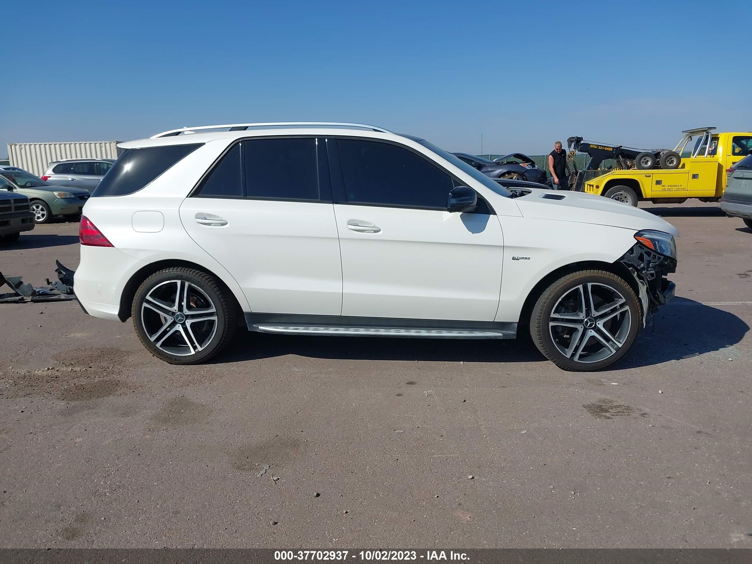 Photo 13 VIN: 4JGDA6EB0JB033206 - MERCEDES-BENZ GLE 