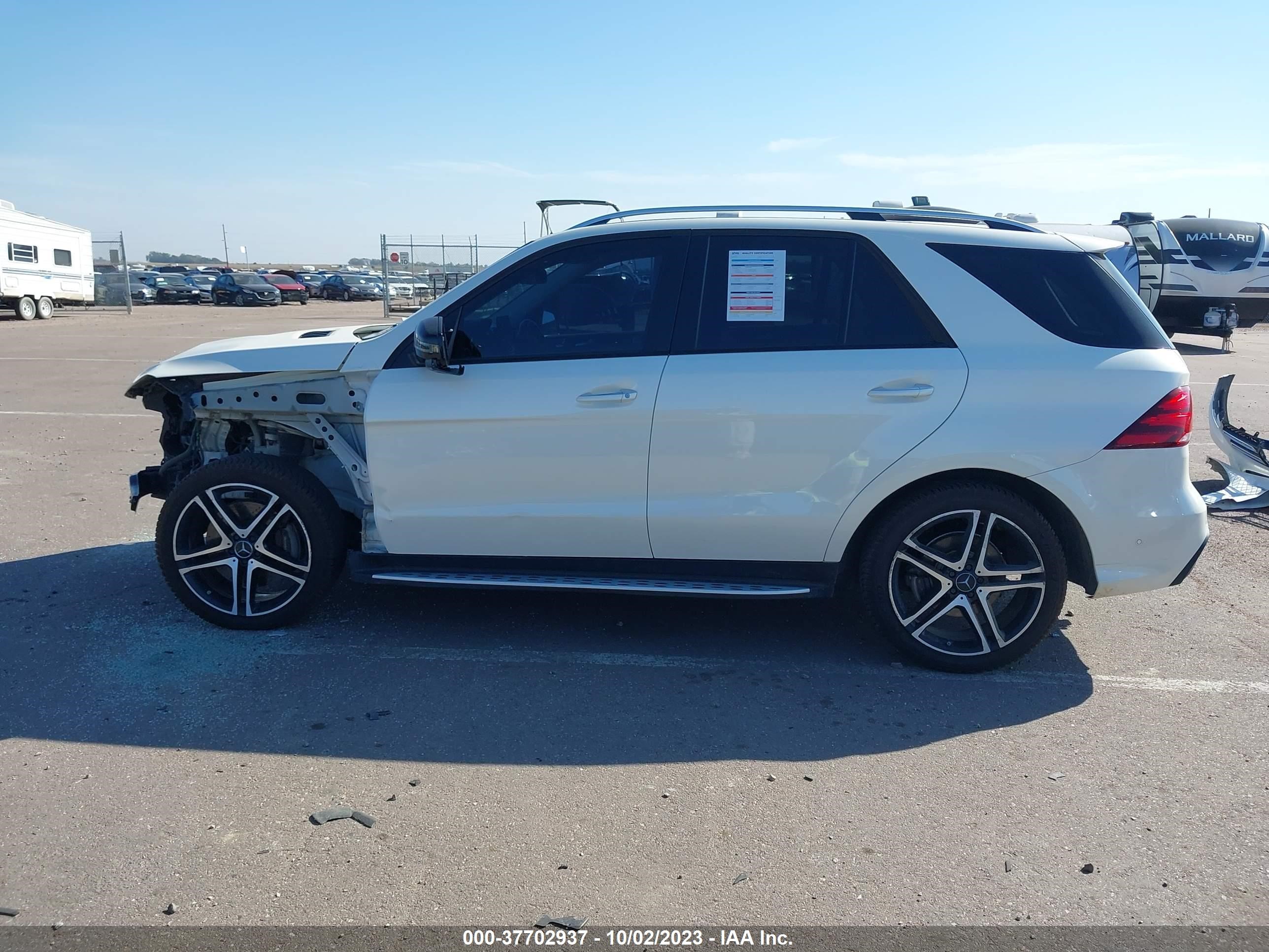 Photo 14 VIN: 4JGDA6EB0JB033206 - MERCEDES-BENZ GLE 