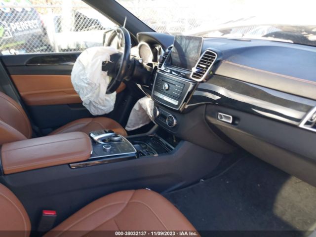 Photo 4 VIN: 4JGDA6EB0JB093129 - MERCEDES-BENZ AMG GLE 43 