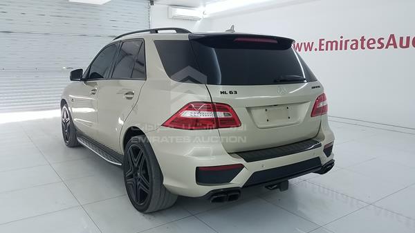 Photo 6 VIN: 4JGDA7EB8CA076660 - MERCEDES-BENZ ML 63 