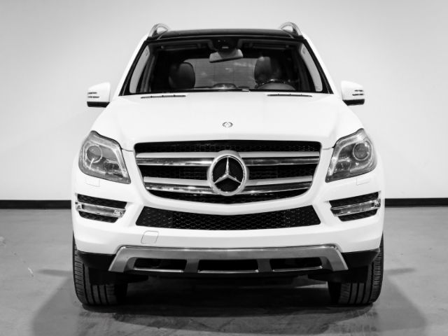 Photo 2 VIN: 4JGDF2EE2FA463482 - MERCEDES-BENZ GL-CLASS 