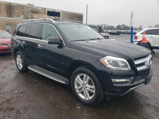 Photo 3 VIN: 4JGDF2EE3FA534463 - MERCEDES-BENZ GL-CLASS 