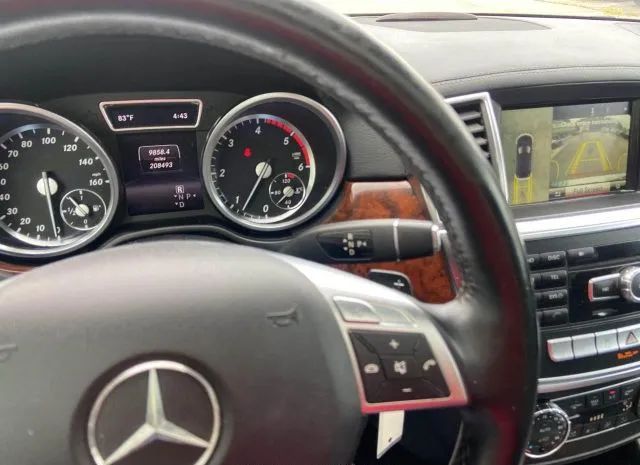 Photo 6 VIN: 4JGDF2EE5EA296498 - MERCEDES-BENZ GL-CLASS 