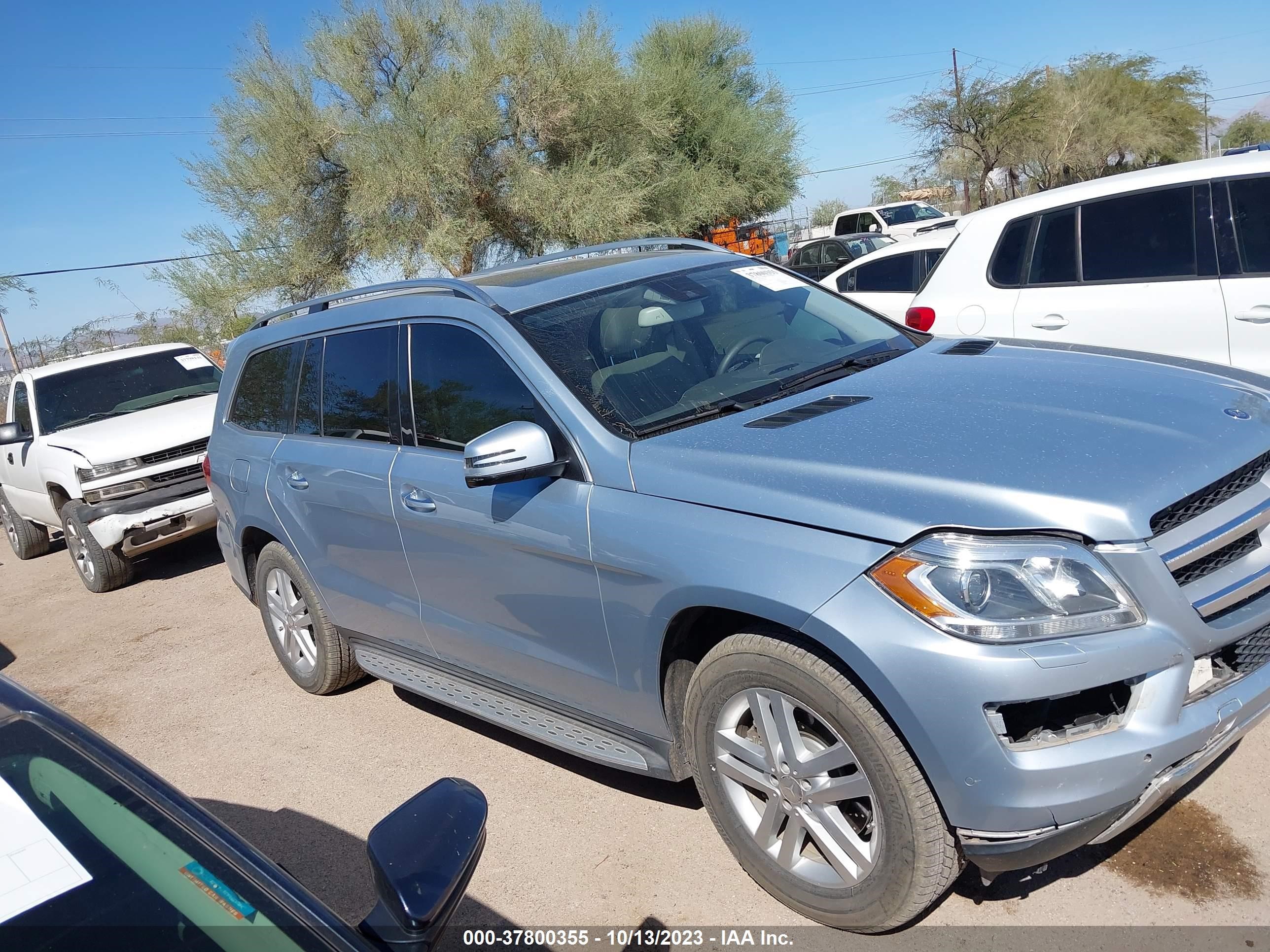 Photo 12 VIN: 4JGDF2EE6FA441694 - MERCEDES-BENZ GL-KLASSE 