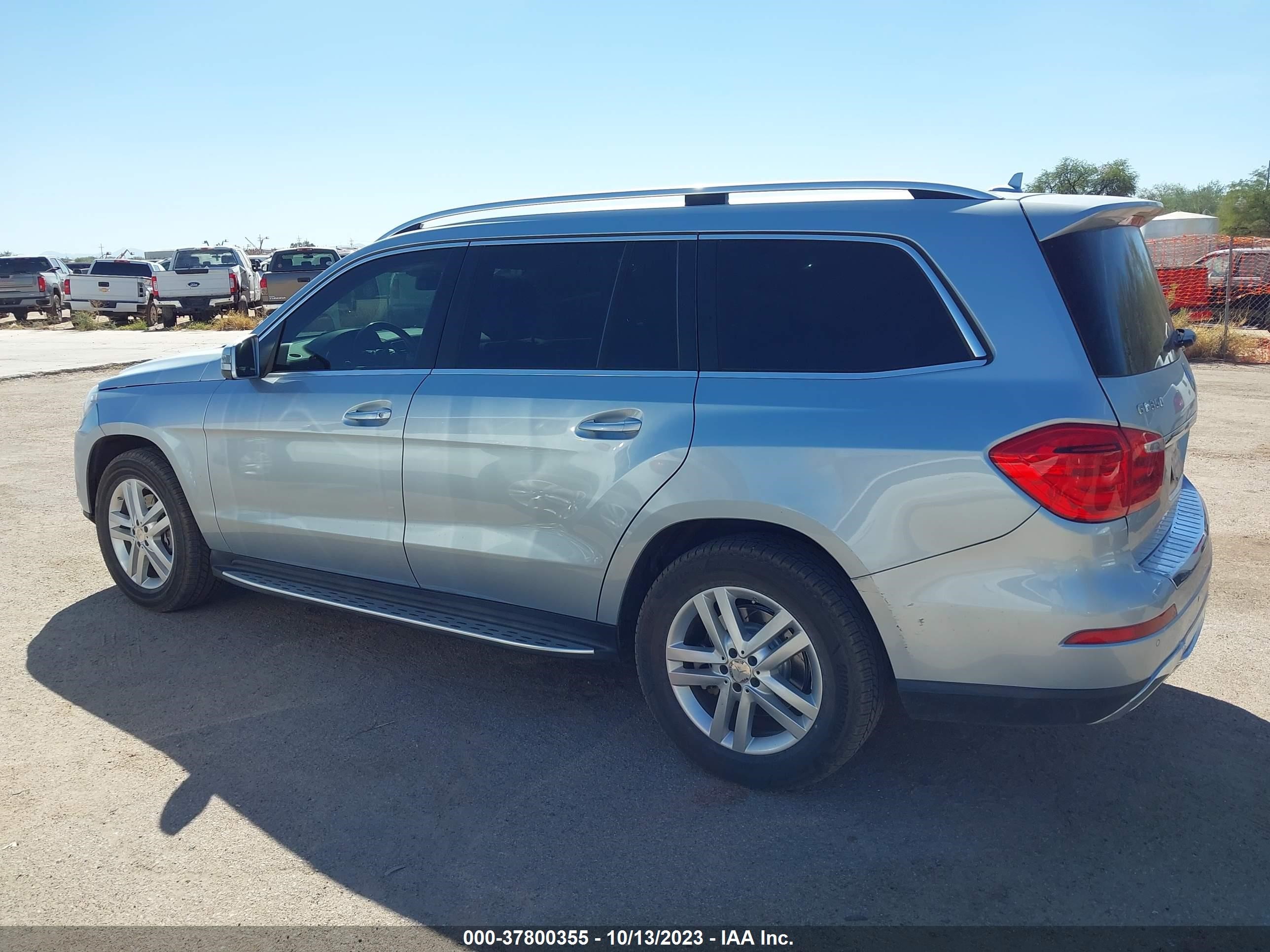 Photo 13 VIN: 4JGDF2EE6FA441694 - MERCEDES-BENZ GL-KLASSE 