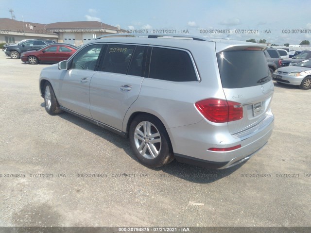 Photo 2 VIN: 4JGDF2EE6FA511369 - MERCEDES-BENZ GL-CLASS 