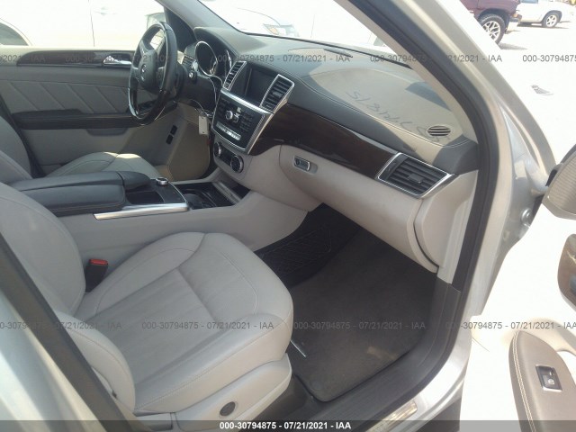 Photo 4 VIN: 4JGDF2EE6FA511369 - MERCEDES-BENZ GL-CLASS 