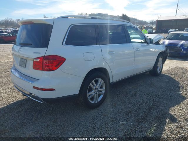 Photo 3 VIN: 4JGDF2EE8FA491903 - MERCEDES-BENZ GL-CLASS 