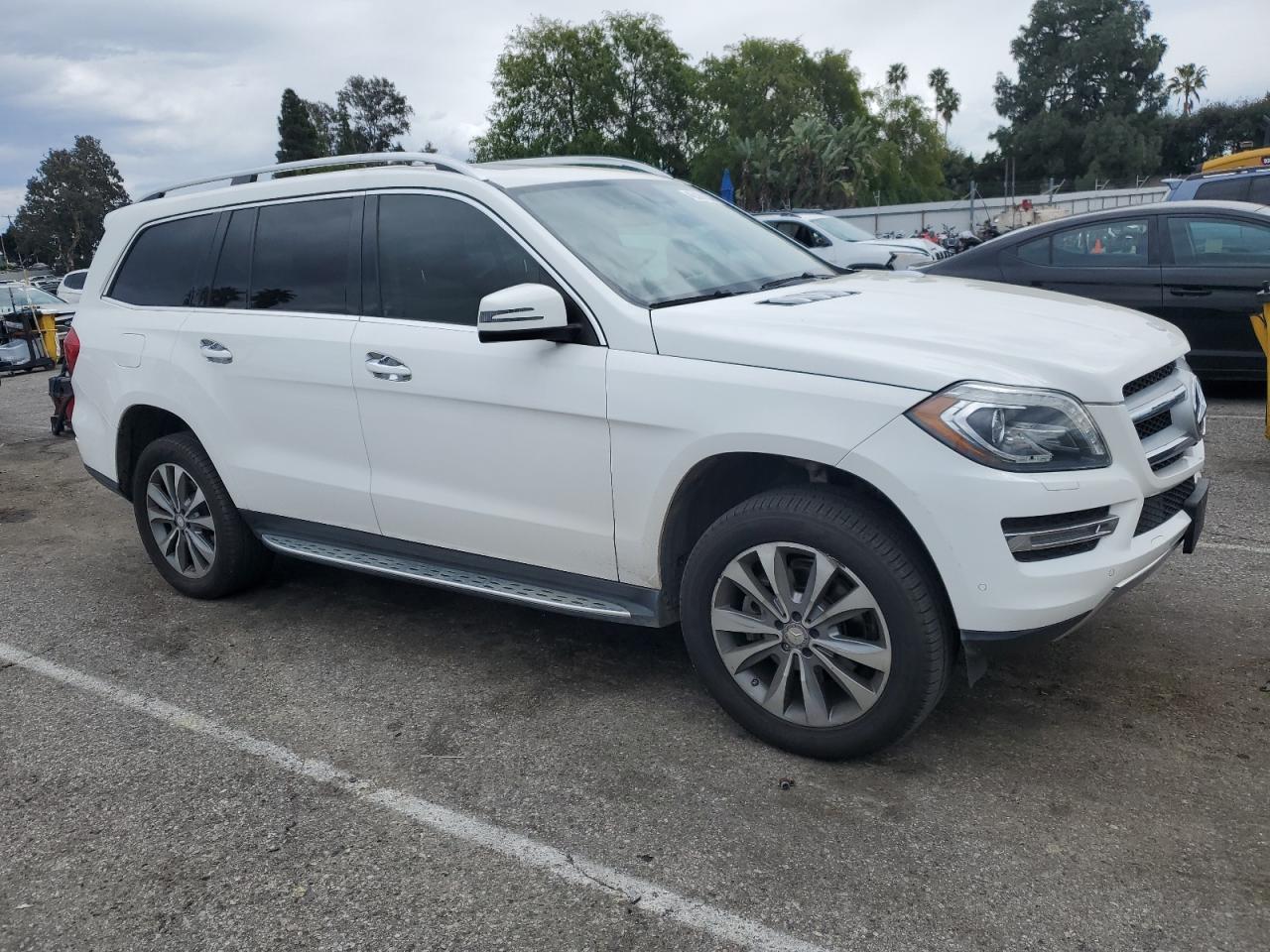 Photo 3 VIN: 4JGDF2EE9FA534919 - MERCEDES-BENZ GL-KLASSE 