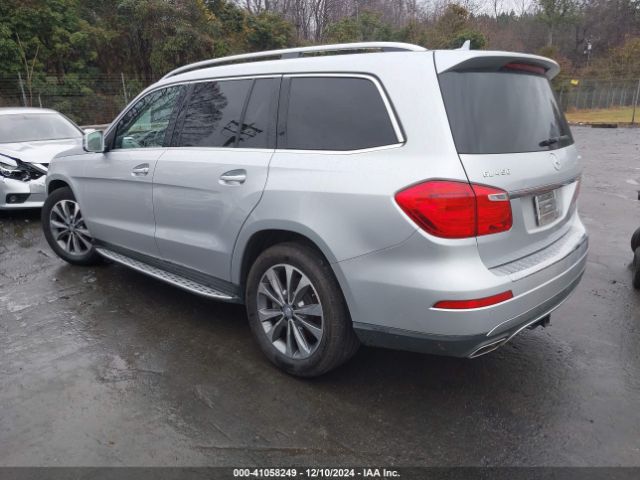 Photo 2 VIN: 4JGDF6EE0FA533195 - MERCEDES-BENZ GL-CLASS 