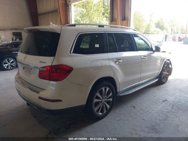 Photo 3 VIN: 4JGDF6EE1FA579201 - MERCEDES-BENZ GL-CLASS 