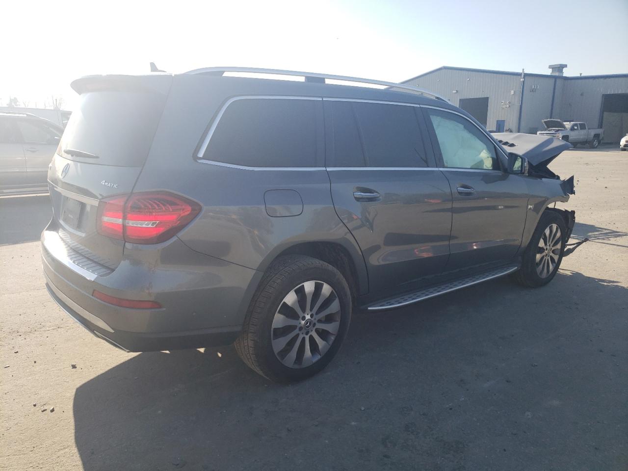 Photo 2 VIN: 4JGDF6EE2HA932550 - MERCEDES-BENZ GLS-KLASSE 