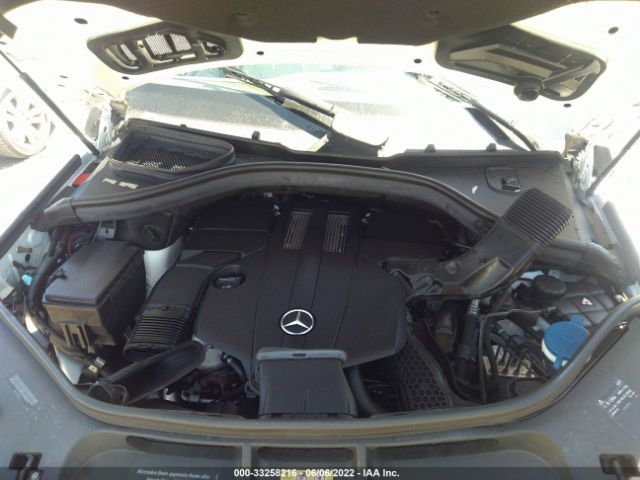 Photo 9 VIN: 4JGDF6EE4FA555488 - MERCEDES-BENZ GL-CLASS 