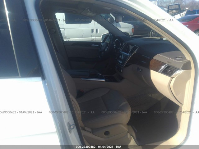 Photo 4 VIN: 4JGDF6EE4GA692657 - MERCEDES-BENZ GL-CLASS 