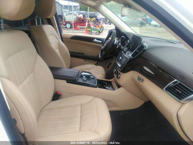 Photo 4 VIN: 4JGDF6EE4JB159872 - MERCEDES-BENZ GLS 