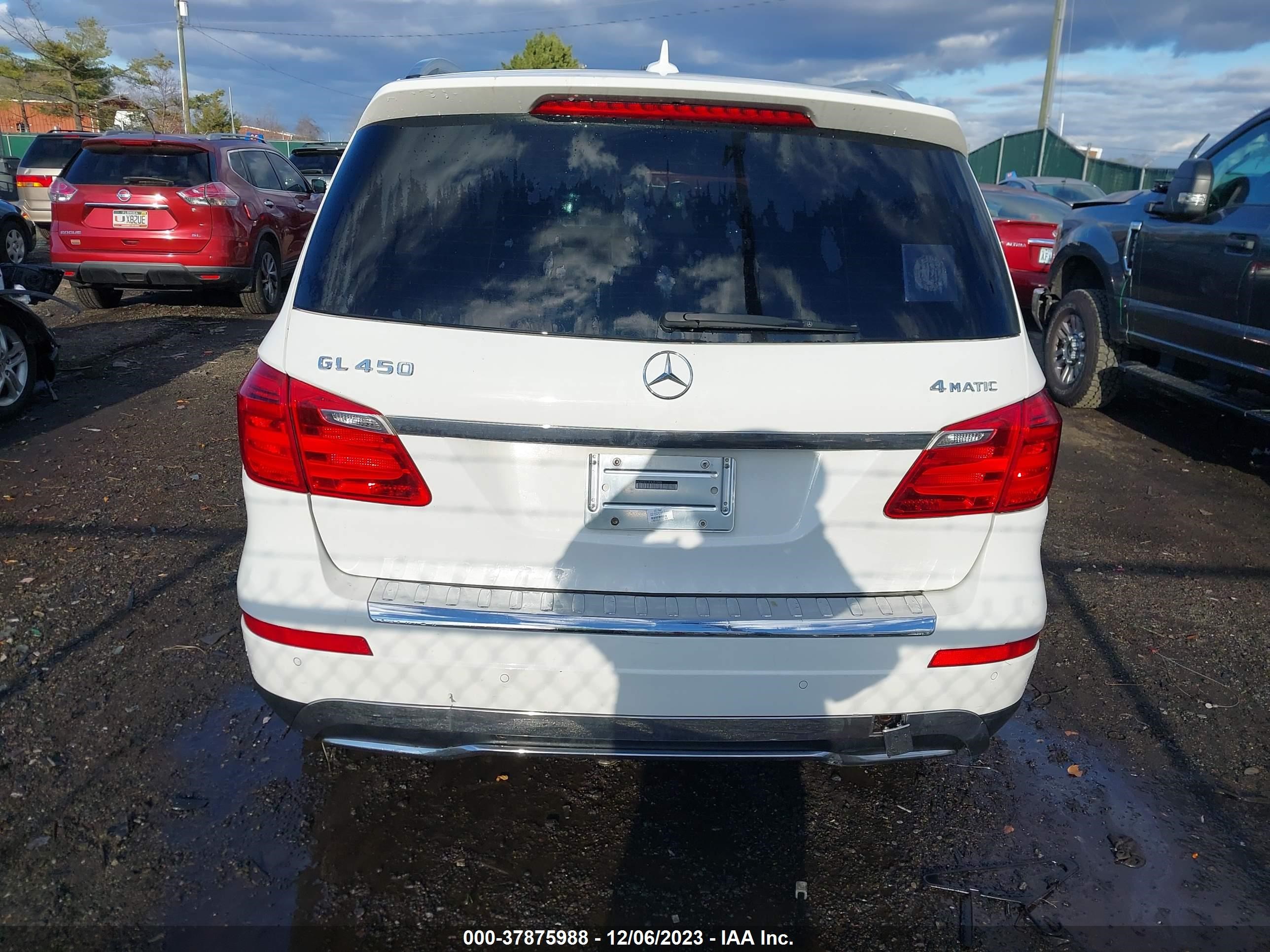 Photo 15 VIN: 4JGDF6EE5FA551899 - MERCEDES-BENZ GL-KLASSE 