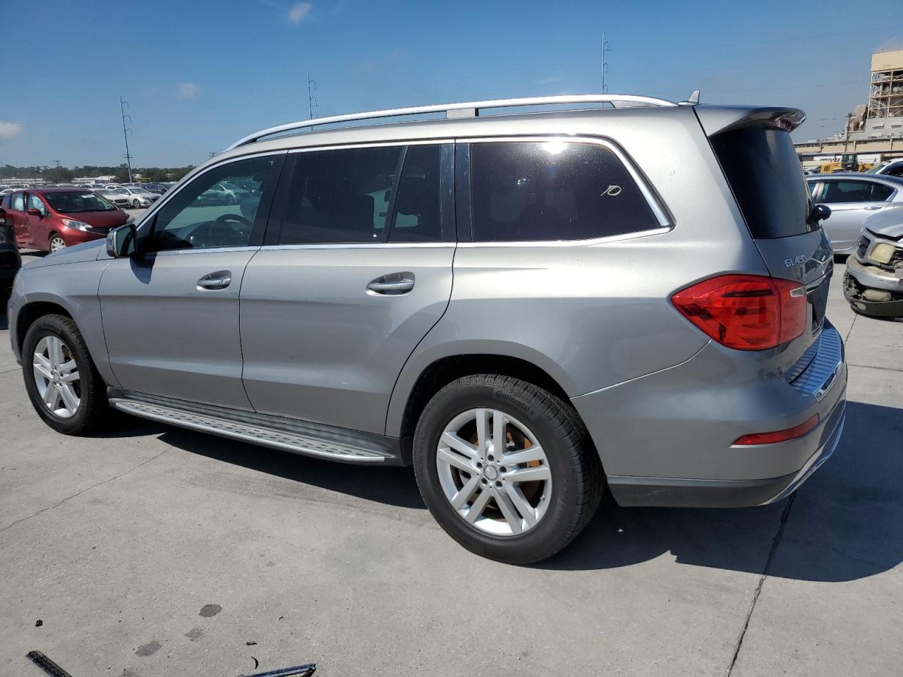 Photo 1 VIN: 4JGDF6EE6FA501612 - MERCEDES-BENZ GL-KLASSE 