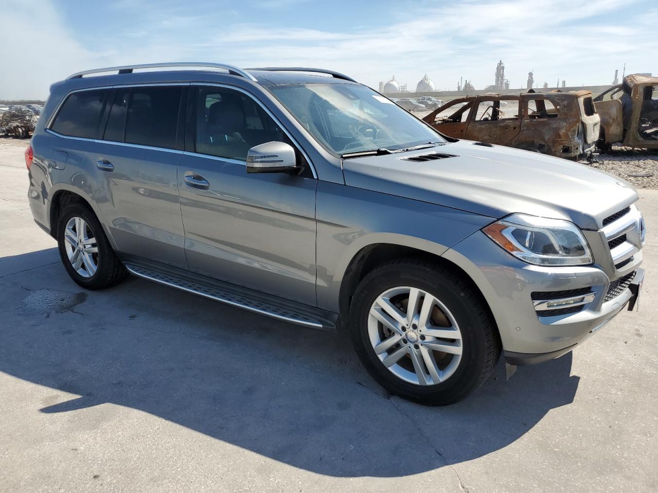 Photo 3 VIN: 4JGDF6EE6FA501612 - MERCEDES-BENZ GL-KLASSE 