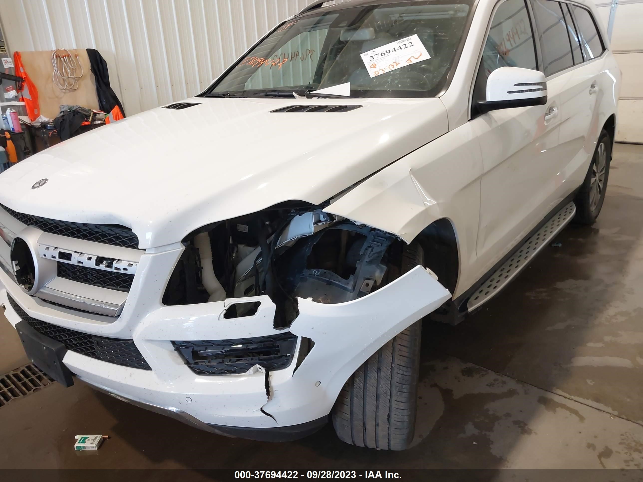 Photo 5 VIN: 4JGDF6EE6GA635439 - MERCEDES-BENZ GL 