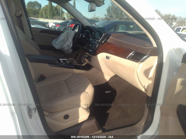 Photo 4 VIN: 4JGDF6EE6JB182957 - MERCEDES-BENZ GLS 