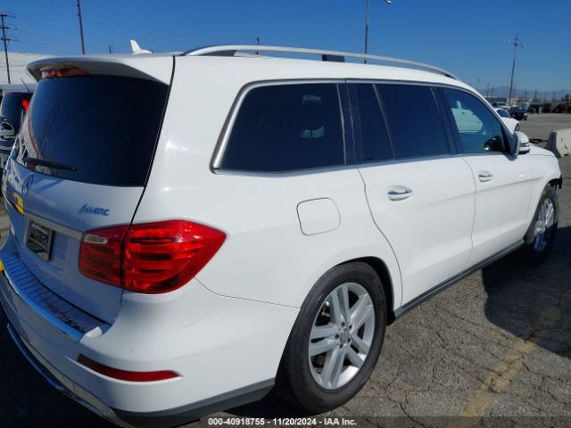 Photo 3 VIN: 4JGDF6EE7FA549328 - MERCEDES-BENZ GL-CLASS 