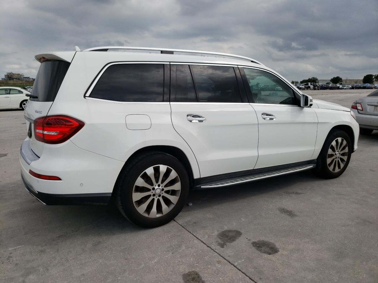 Photo 2 VIN: 4JGDF6EE7HA804451 - MERCEDES-BENZ GLS-KLASSE 