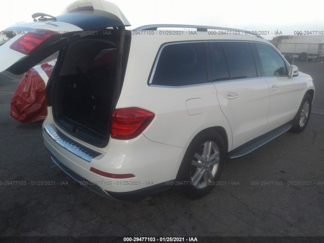 Photo 3 VIN: 4JGDF6EE8FA475434 - MERCEDES-BENZ GL-CLASS 