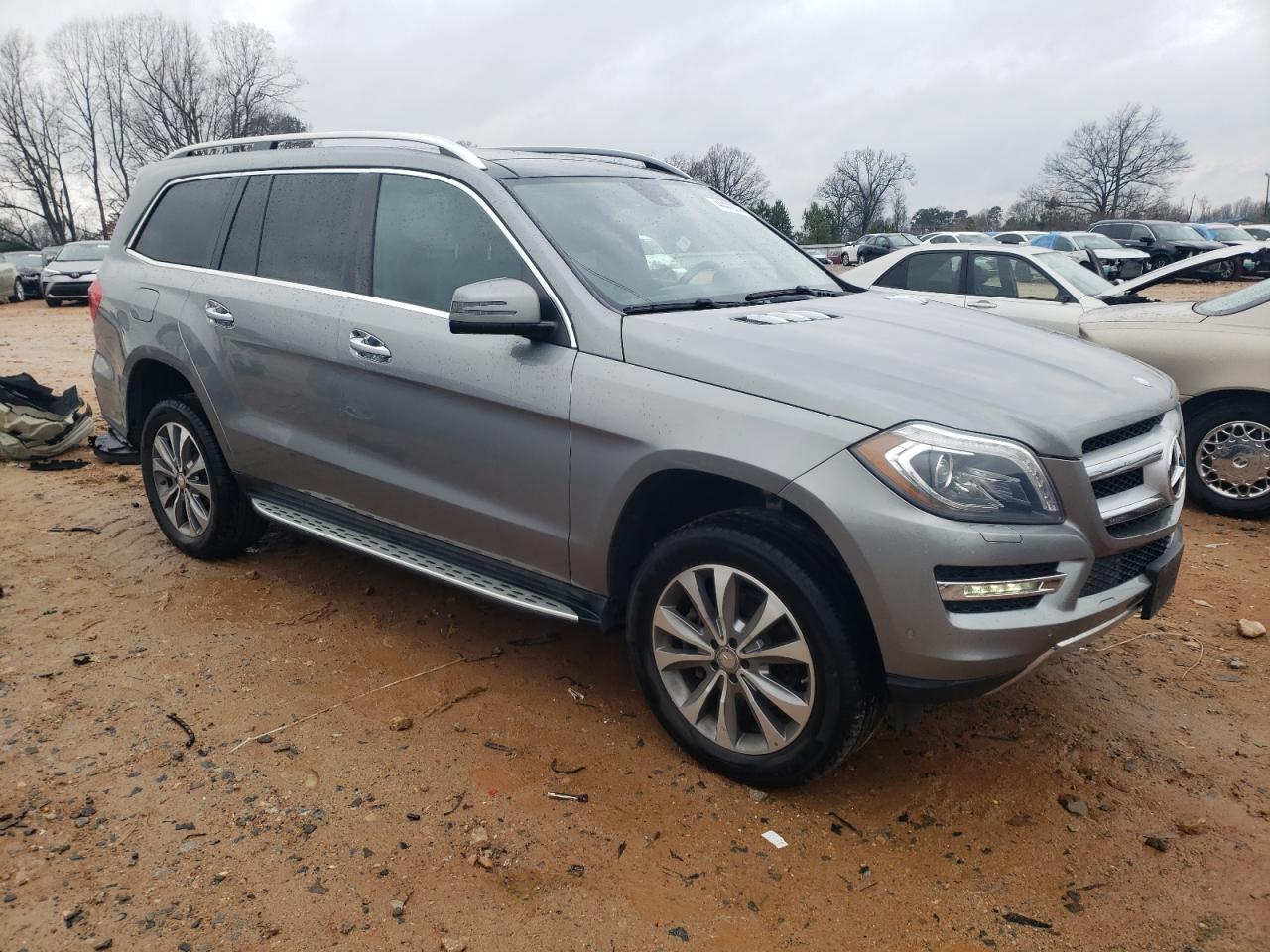 Photo 3 VIN: 4JGDF6EE8FA477569 - MERCEDES-BENZ GL-KLASSE 