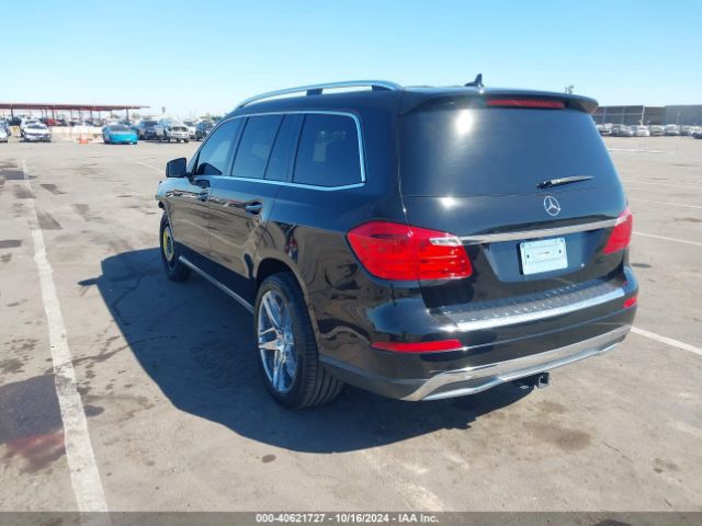 Photo 2 VIN: 4JGDF6EE9FA475183 - MERCEDES-BENZ GL-CLASS 