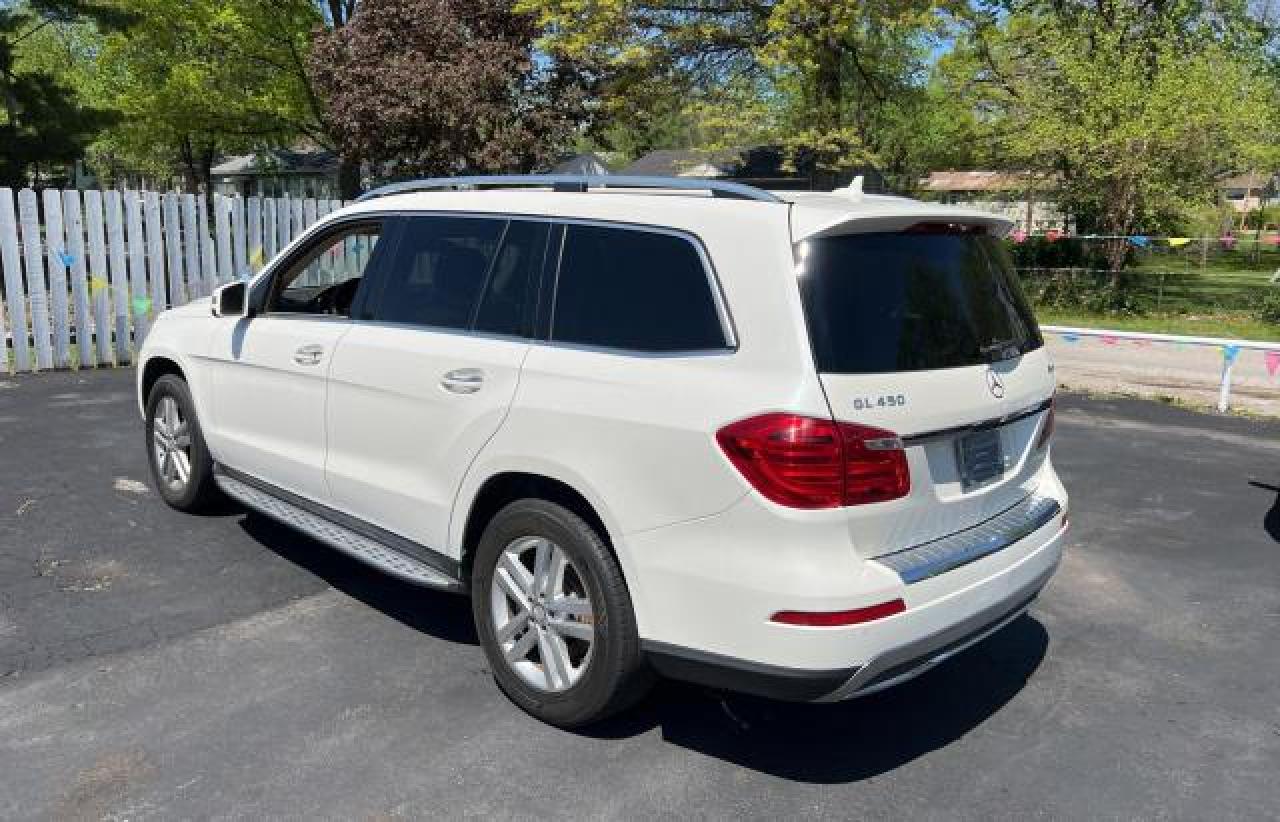 Photo 2 VIN: 4JGDF6EE9FA524494 - MERCEDES-BENZ GL-CLASS 