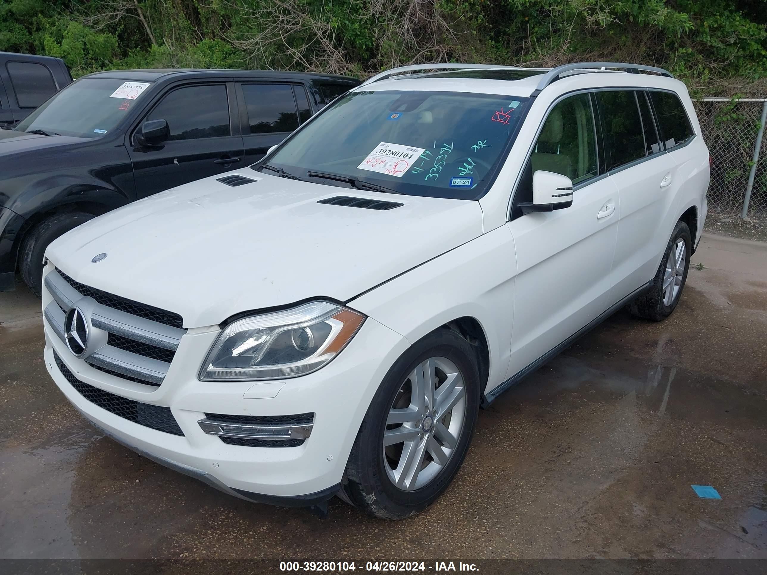 Photo 1 VIN: 4JGDF7CE2EA335354 - MERCEDES-BENZ NULL 