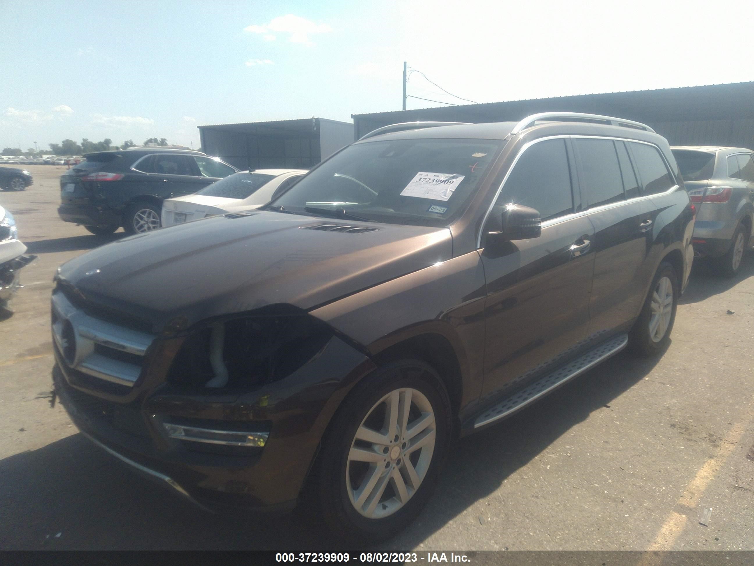 Photo 1 VIN: 4JGDF7CE2EA350114 - MERCEDES-BENZ GL-KLASSE 