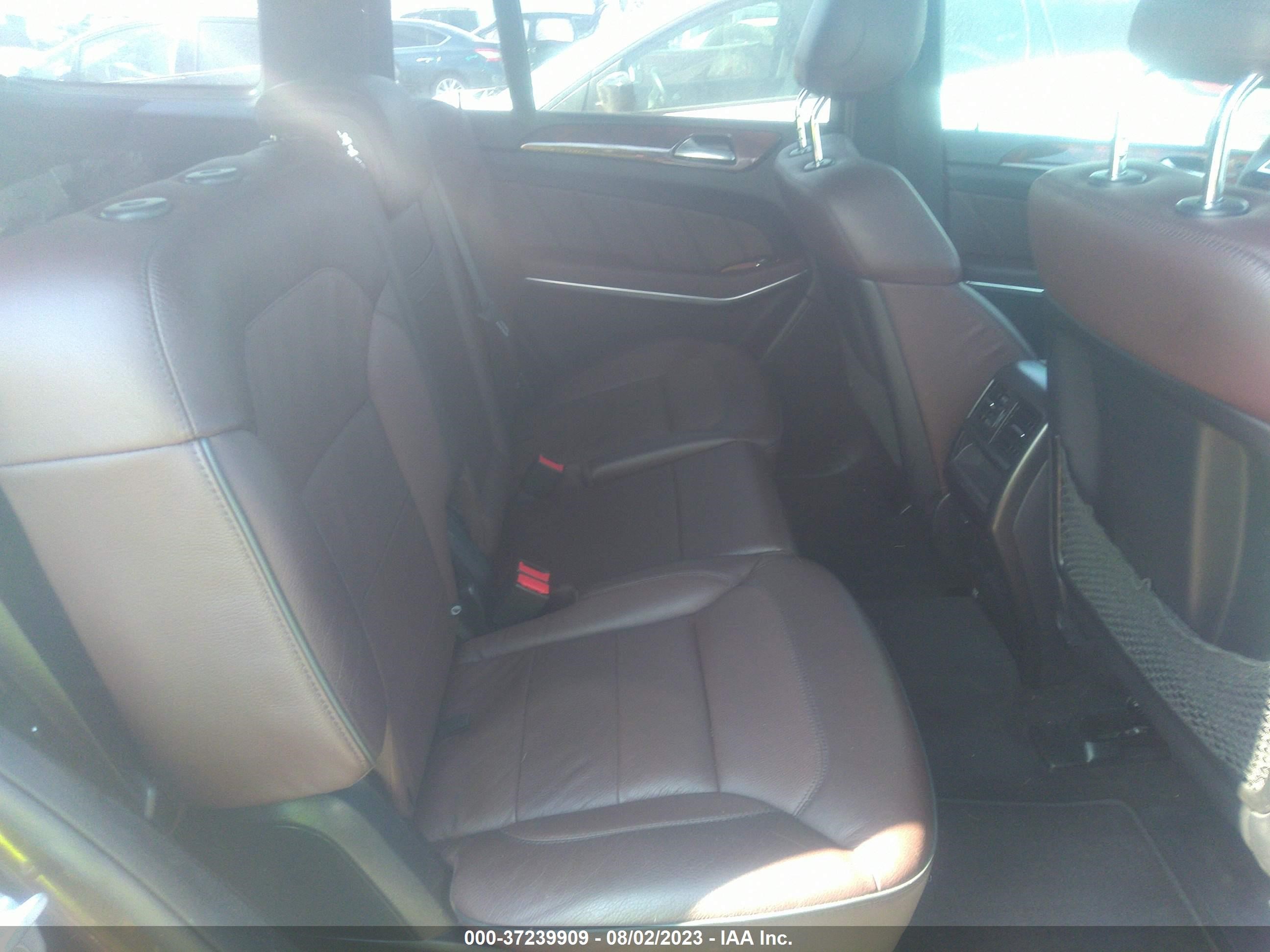 Photo 7 VIN: 4JGDF7CE2EA350114 - MERCEDES-BENZ GL-KLASSE 