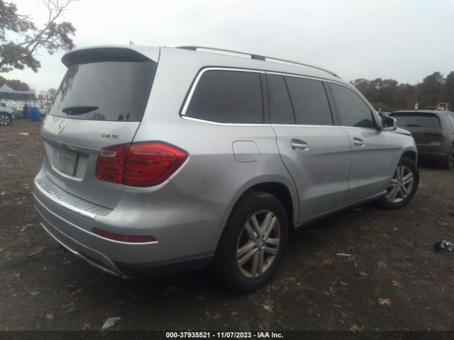 Photo 3 VIN: 4JGDF7CE3DA227260 - MERCEDES-BENZ GL-CLASS 