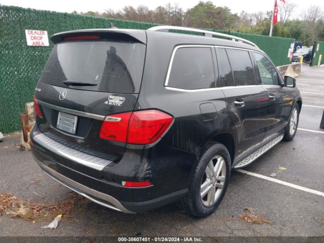 Photo 3 VIN: 4JGDF7CE3DA258024 - MERCEDES-BENZ GL 450 