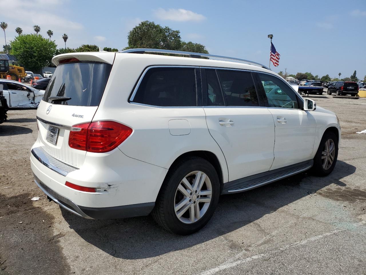 Photo 2 VIN: 4JGDF7CE3EA399029 - MERCEDES-BENZ GL-KLASSE 