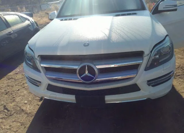 Photo 5 VIN: 4JGDF7CE4DA186864 - MERCEDES-BENZ GL-CLASS 