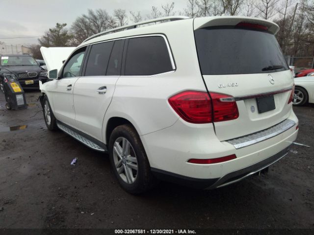 Photo 2 VIN: 4JGDF7CE4DA227204 - MERCEDES-BENZ GL-CLASS 