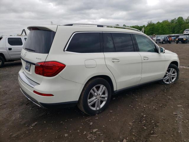 Photo 2 VIN: 4JGDF7CE4DA246948 - MERCEDES-BENZ GL-CLASS 